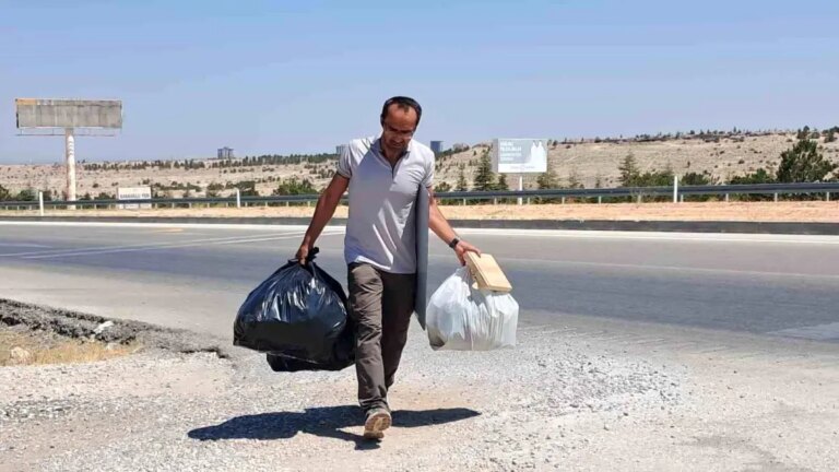 10 bin poset cop toplayan ogretim uyesi FZygFps2