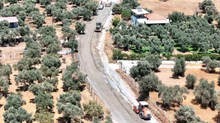 aydinda kirsal ulasim icin yol yenileme calismalari baslatildi 2XO375Lu