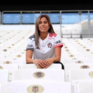 besiktas kadin takimi evdokia popadinovayi transfer etti dXuYHtHM