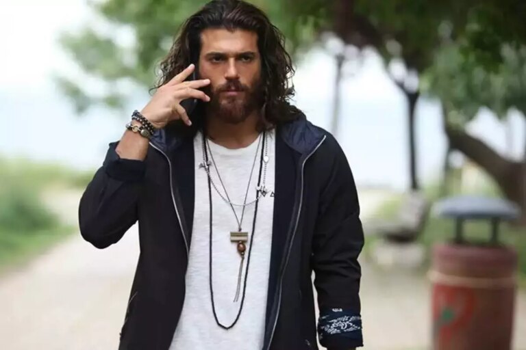 bodrumdan sonra cesme can yaman ve sevgilisi romantik anlar yasadi SlikpKVO