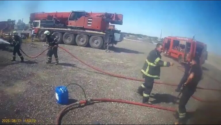 diyarbakirda depo yangini zQxlZtA9