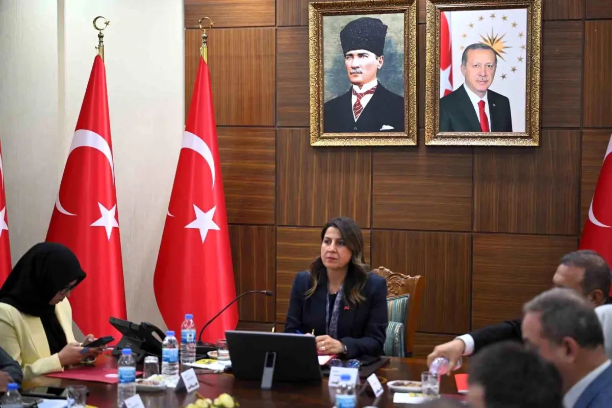 kadin hizmetleri toplantisi diyarbakirda Qr2HxgzK