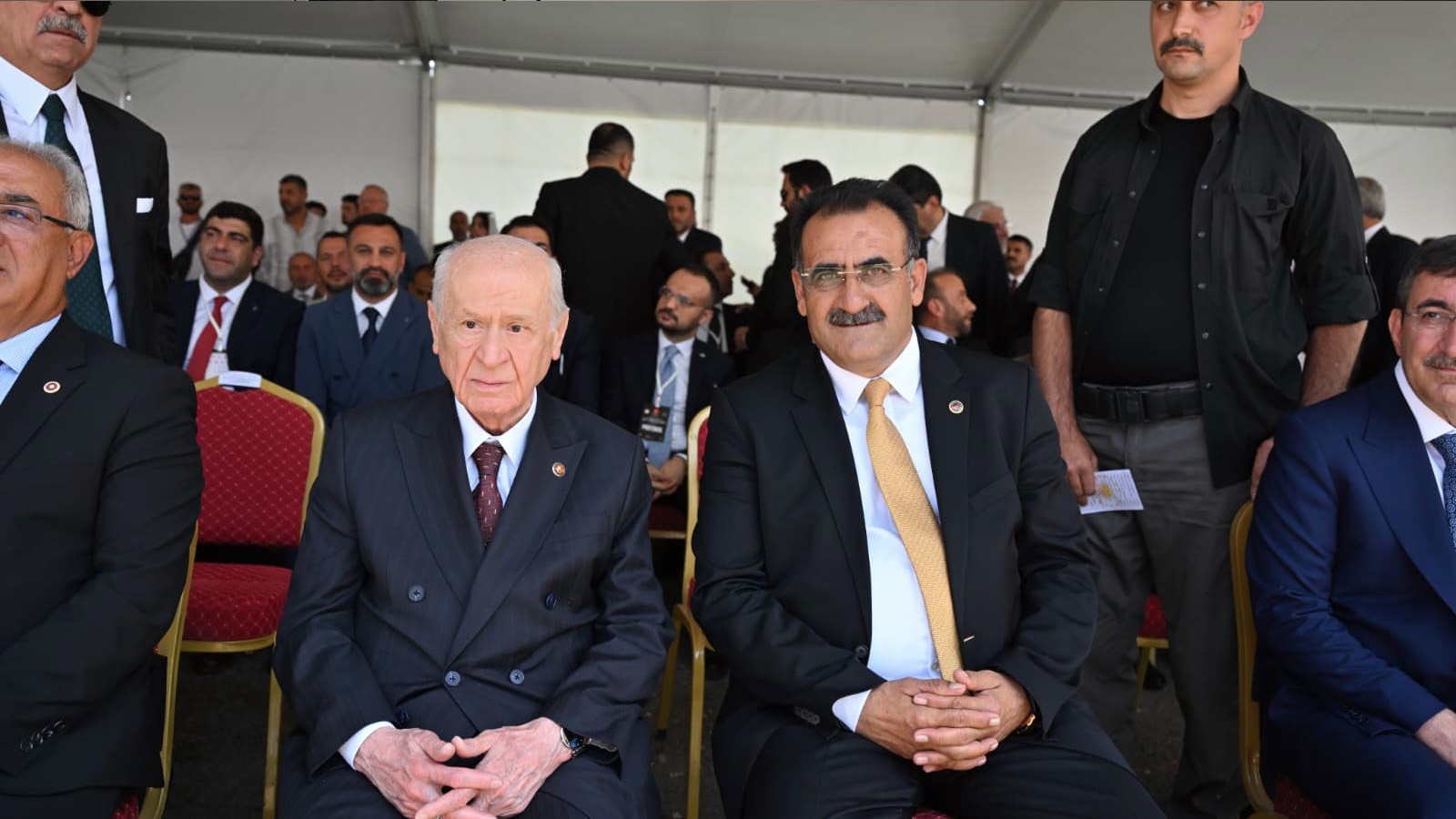 malazgirt zaferi etkinliginde bahceliye tesekkur eden dem partili baskana ankara daveti 21WYTLxh