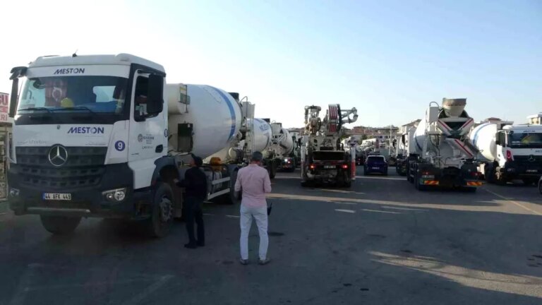 mestonda yonetim degisikligi ve isten cikarma sureci hIeSAd8U