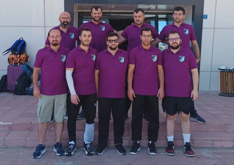 nilufer buges golbolda sampiyon sXzw4KeS