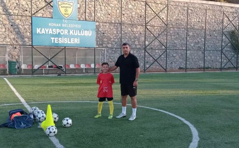 samet hocanin umut projesi dezavantajli cocuklara futbol egitimi XYNIFxw3