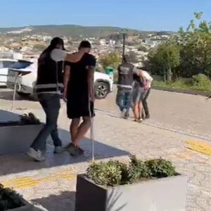 yanlis dukkani hedef alip kursunlayan suphelilere tutuklama 6GCtDpKu