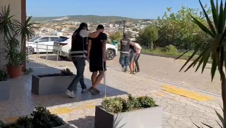 yanlis dukkani hedef alip kursunlayan suphelilere tutuklama 6GCtDpKu