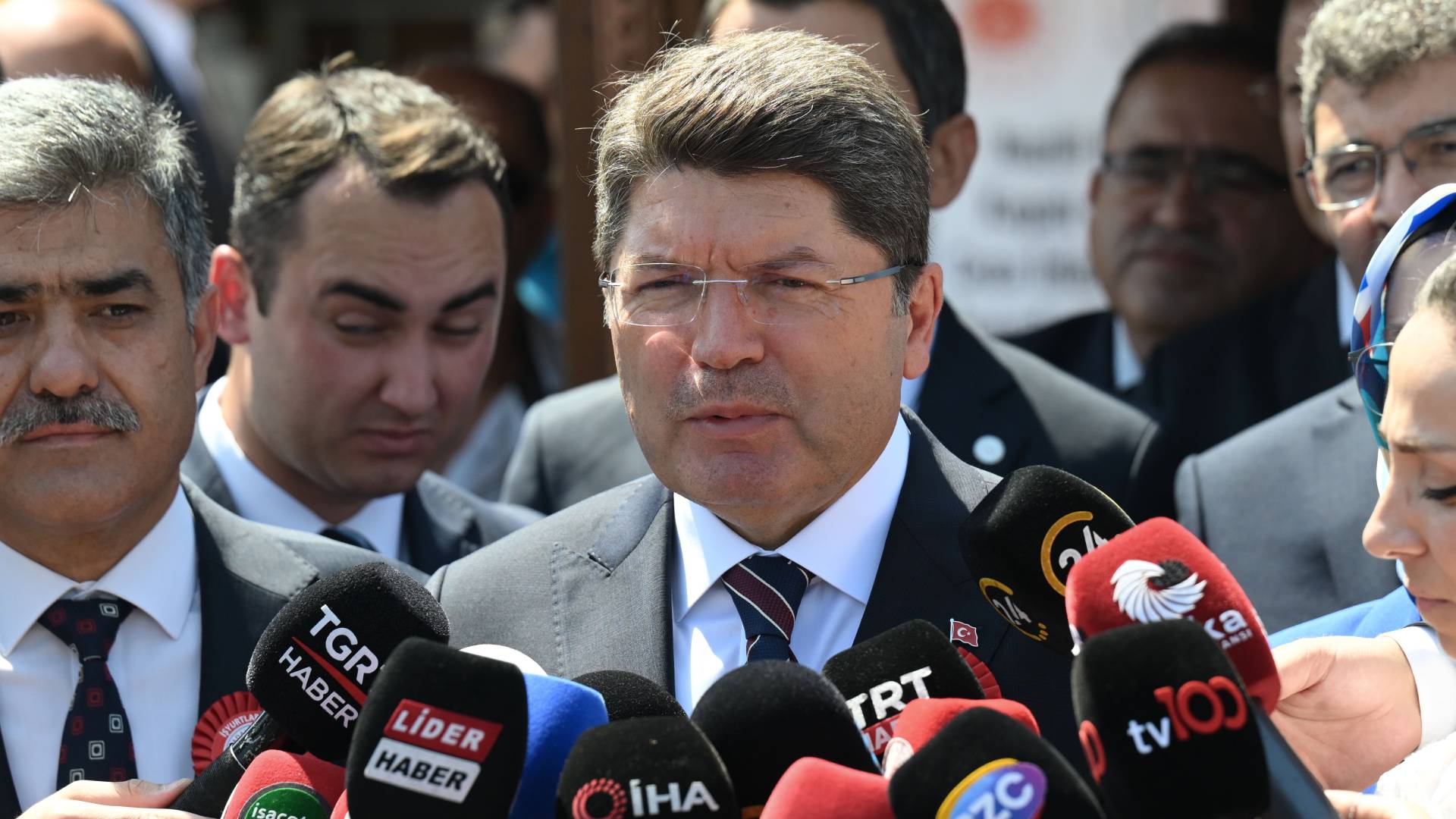 adalet bakani yilmaz tunc chpnin genel merkezi yalan uretim merkezine donustu 5DDXEWGj