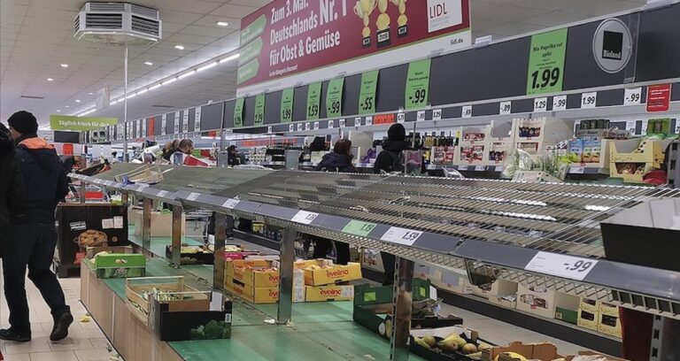 almanyada tuketici guveninde sinirli toparlanma uOh2ynaW