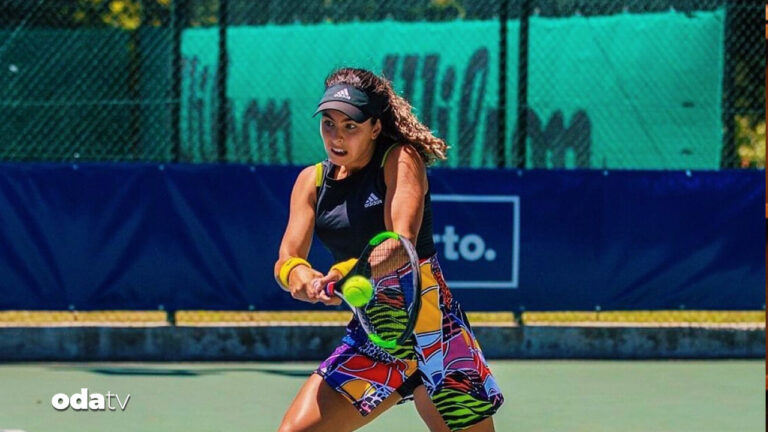 ayla aksu ikinci tura yukseldi 4KRdffRb