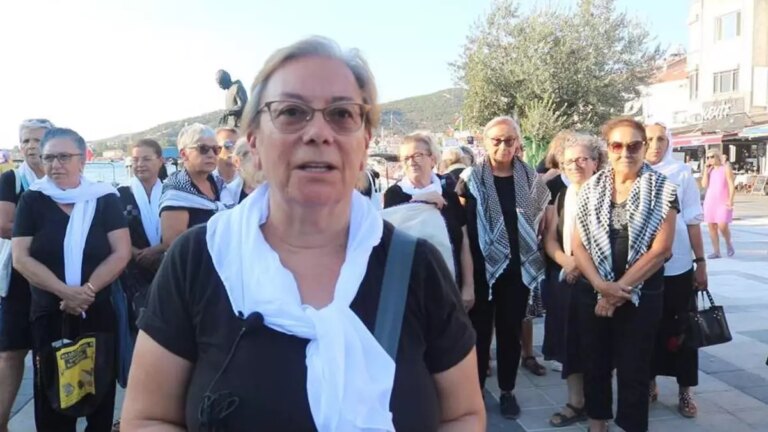 focada kadinlardan gazze protestosu RTix9Cc5