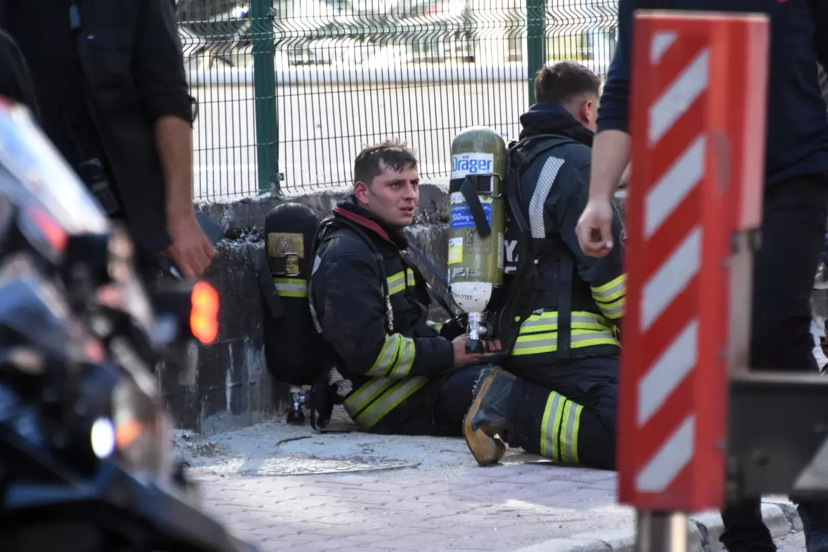 konyada apartman yangini 13 kisi dumandan etkilendi 6yqEcP3f