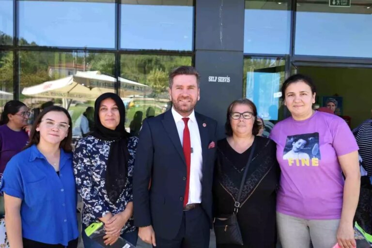 tavas belediyesinden kadinlara ucretsiz yuzme kursu 29BaEE5A