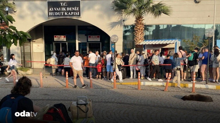 yunanistanda altin vize kuyrugu turkler ilk sirada uFHIx2Is