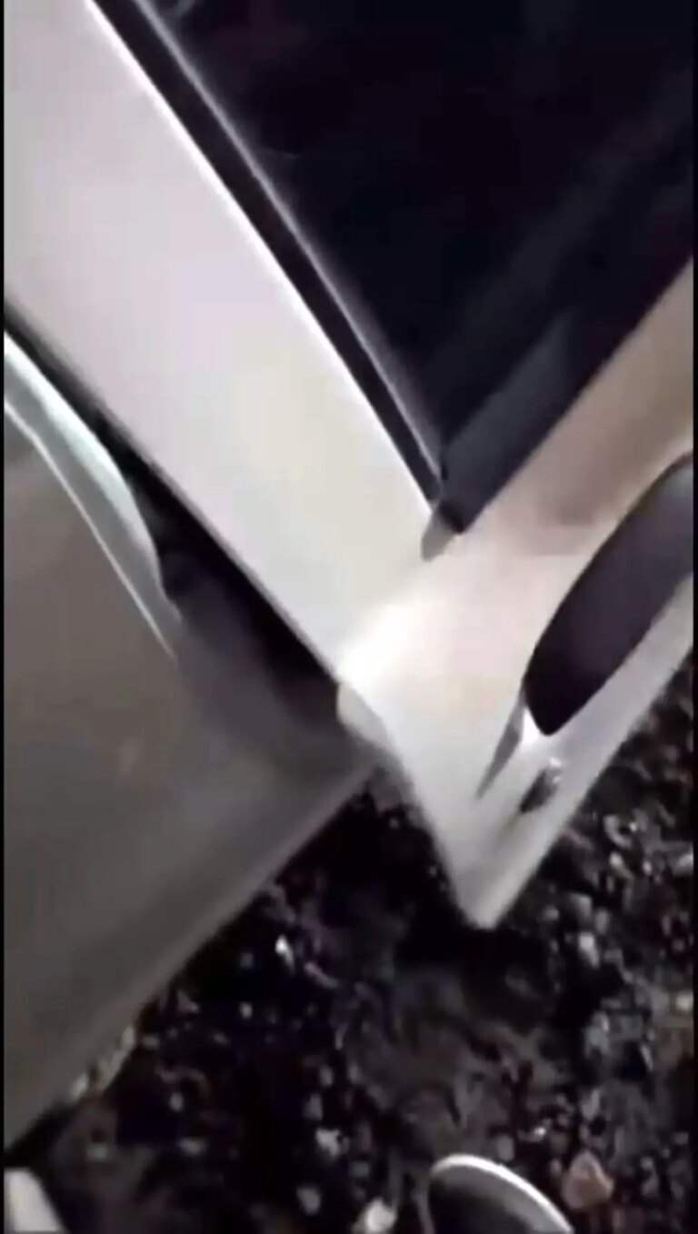 avcilarda hirsizlik 4 lastik ve ses sistemi calindi 6euXufB5.jpg