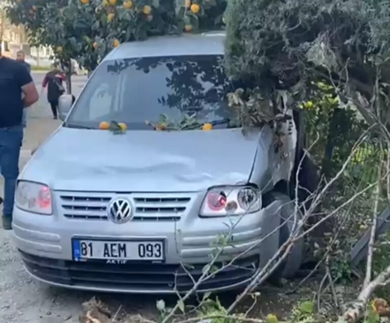 duzcede trafik kazasinda 1 kisi hayatini kaybetti 6qYcLKXL.jpg