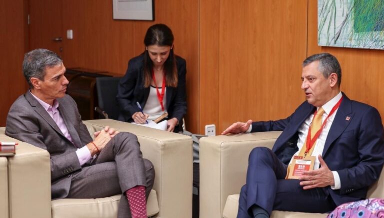 ozgur ozel ispanya basbakani sanchez ile gorustu gFqaaeEV