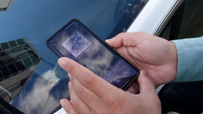 trabzonlu muhendisten hatali parklara karekodlu cozum 1aLwu8VH.jpg