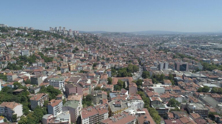 ulkede iki gunde savas cikti herhalde isyani bakanligi harekete gecirdi konut fiyatina fahis zam yapan ilana ceza SLEOUCKh