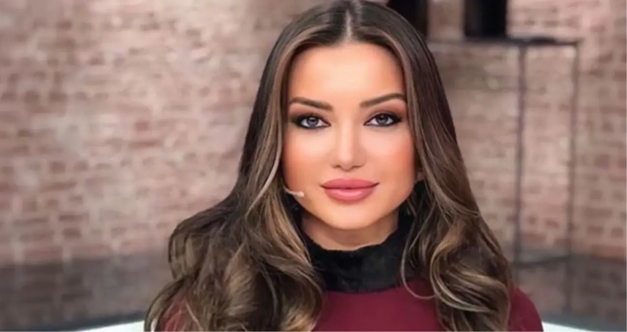 esra ezmeci kimdir esra ezmeci kac yasinda estetik mi yaptirdi sfr9MzVP.jpg