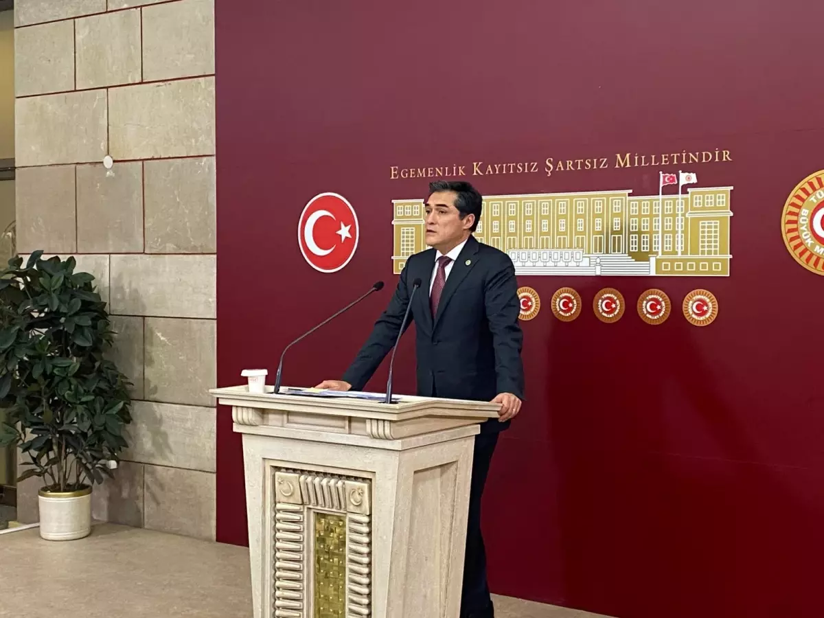 iyi partiden imraliya komisyon ziyaretine elestiri DRGFgh1e.jpg