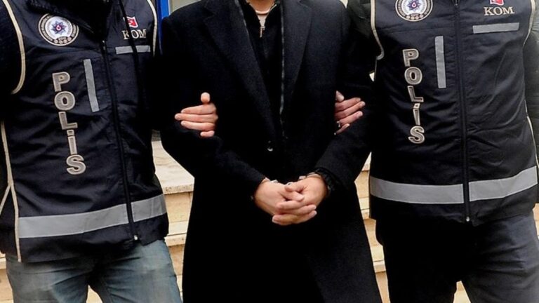 q-yatirim-bankasina-yonelik-buyuk-operasyon-9-kisi-gozaltina-alindi-QE95MkX9.jpg