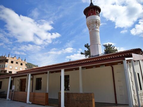 Osmaniye'nin deprem sonrası restore edilen tarihi camileri ramazana hazır