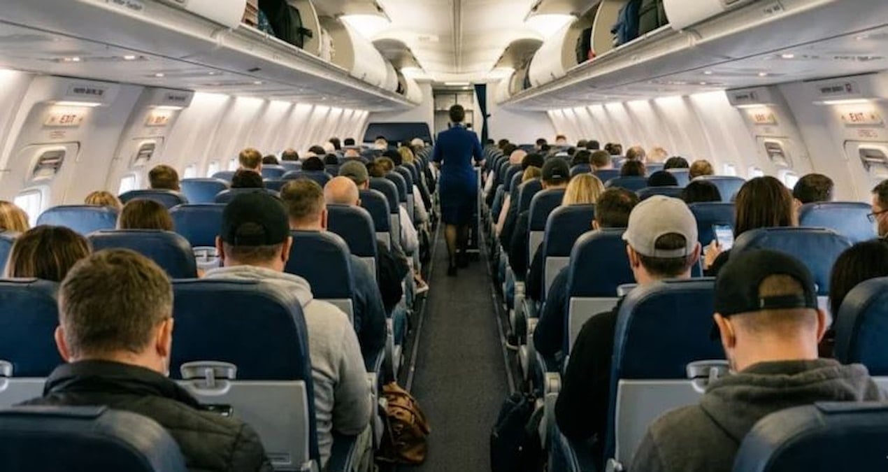 Havayolu Şirketi Pen-Avia’nın Lisansı İptal Edildi: Binlerce Yolcu Mağdur Oldu