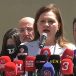 chpnin-oylariyla-secildi-akpye-katildi-burcu-koksal-afyonkarahisarda-mertlikten-bahsetti-hLk8pSKS