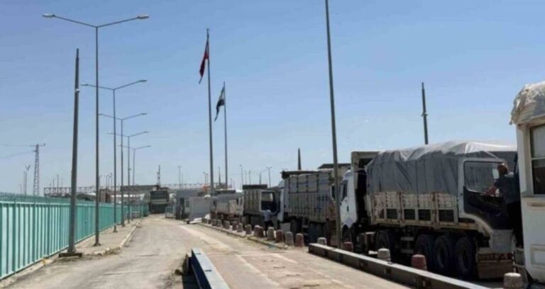 turkiyenin-meshur-gumruk-kapisi-yeniden-acildi-bir-zamanlar-gunde-700-tir-geciyordu-l2PeGjzx
